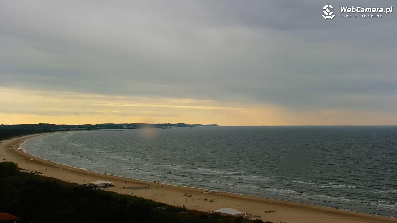 ŚWINOUJŚCIE - widok na plaże i morze - 16 maj 2025, 17:38