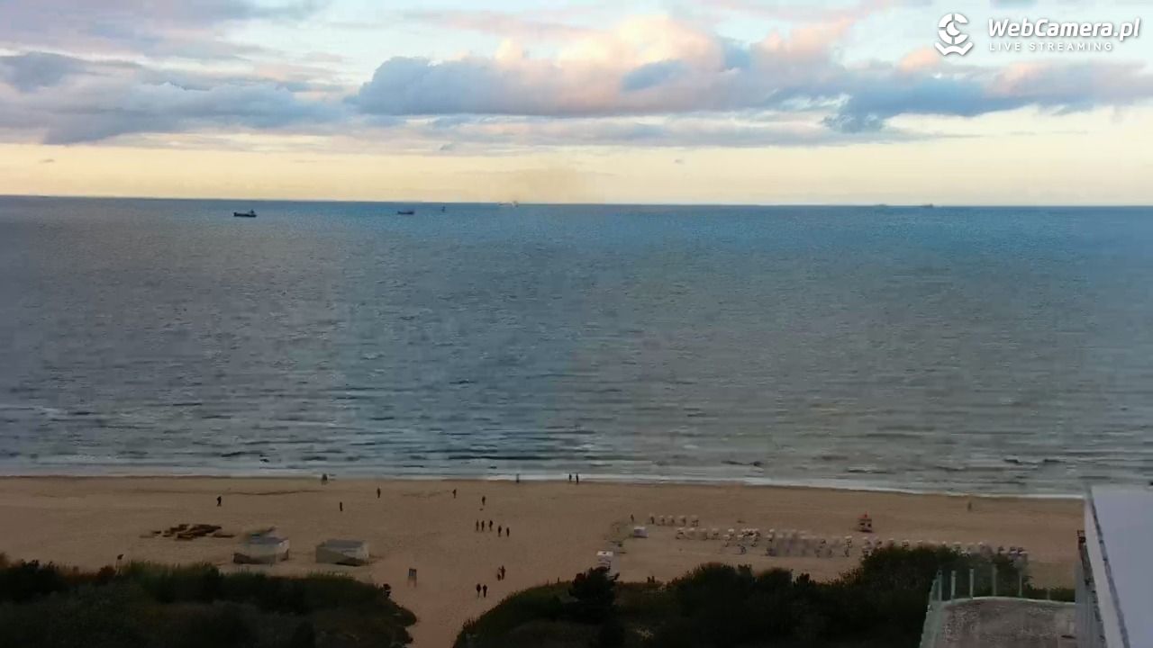 ŚWINOUJŚCIE - widok na plaże i morze - 24 wresień 2026, 18:10