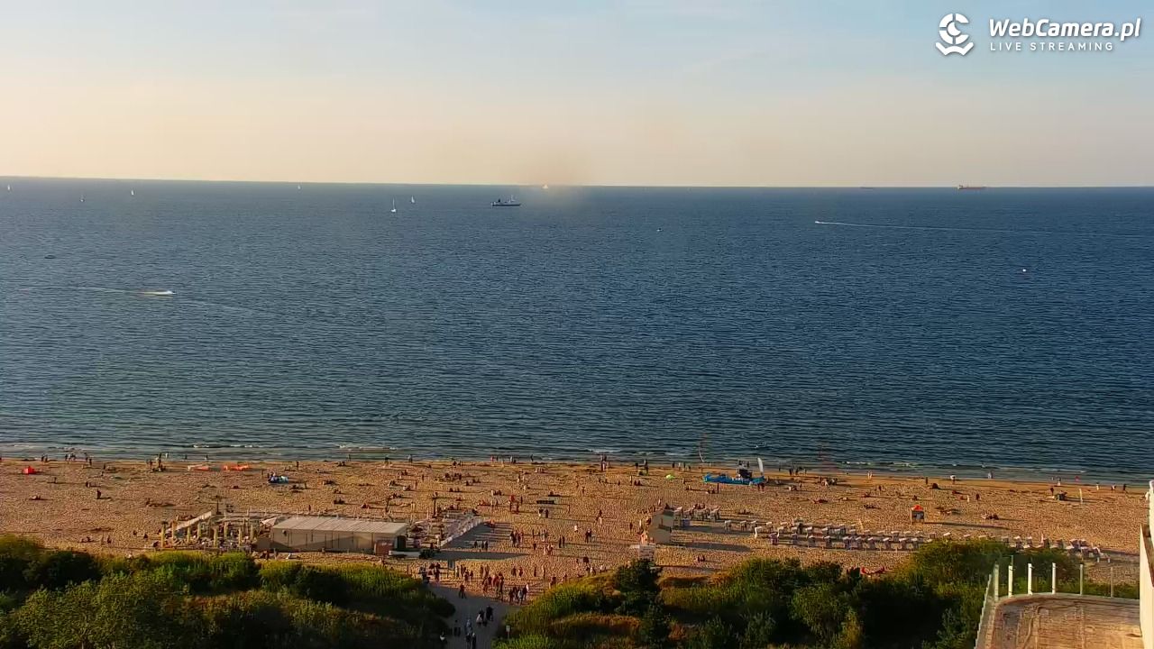 ŚWINOUJŚCIE - widok na plaże i morze - 12 sierpień 2026, 19:25