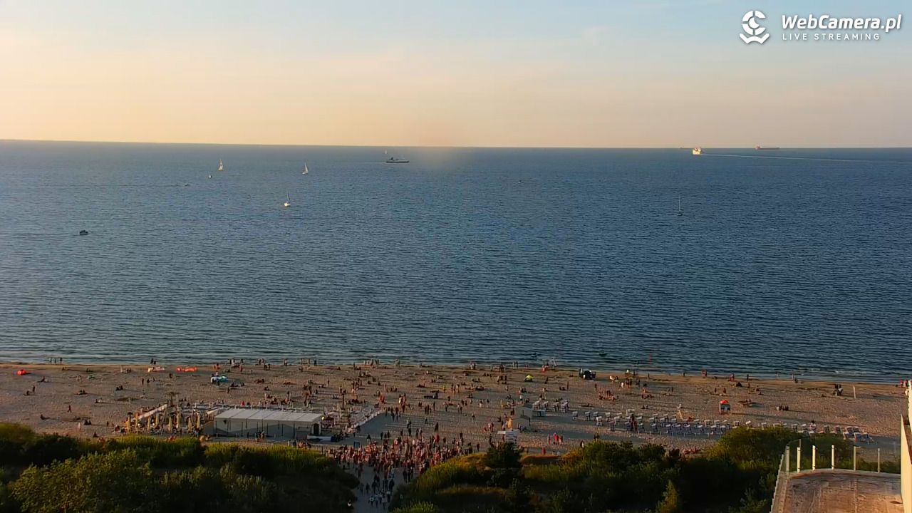 ŚWINOUJŚCIE - widok na plaże i morze - 12 sierpień 2026, 19:58