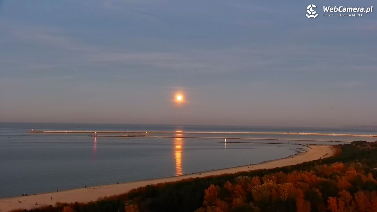 ŚWINOUJŚCIE - widok na plaże i morze - 06 listopad 2025, 16:44