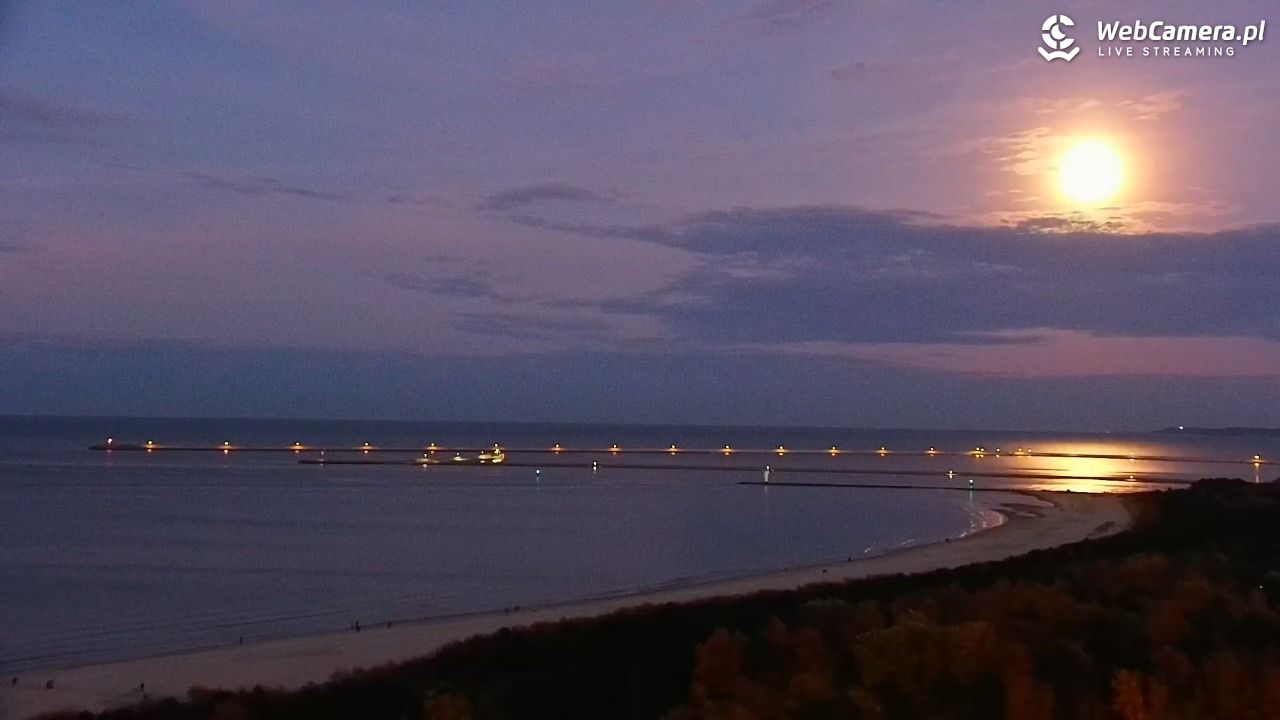 ŚWINOUJŚCIE - widok na plaże i morze - 05 listopad 2025, 17:02