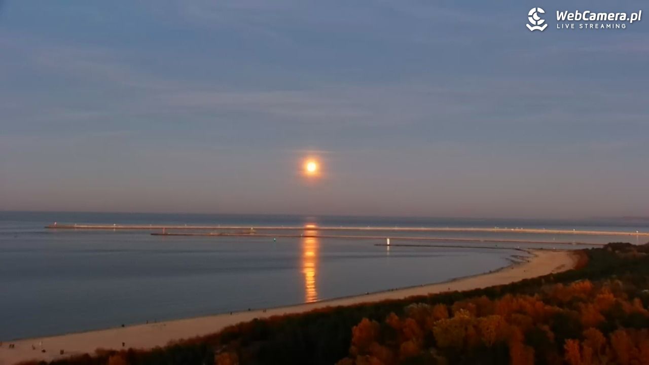 ŚWINOUJŚCIE - widok na plaże i morze - 06 listopad 2025, 16:45