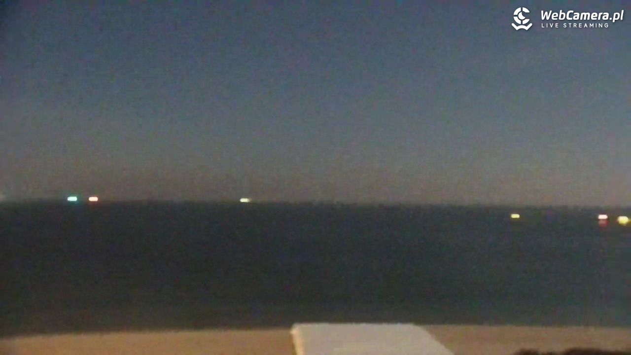 ŚWINOUJŚCIE - widok na plaże i morze - 06 listopad 2025, 20:38