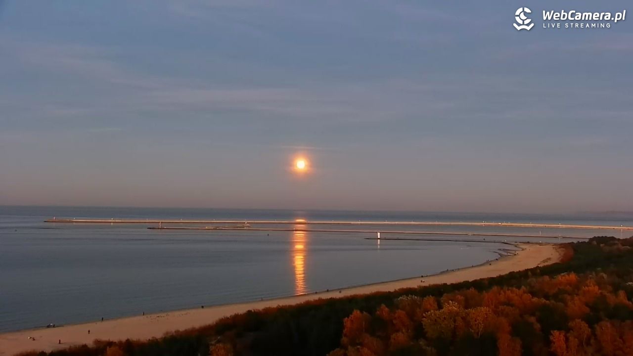ŚWINOUJŚCIE - widok na plaże i morze - 06 listopad 2025, 16:43