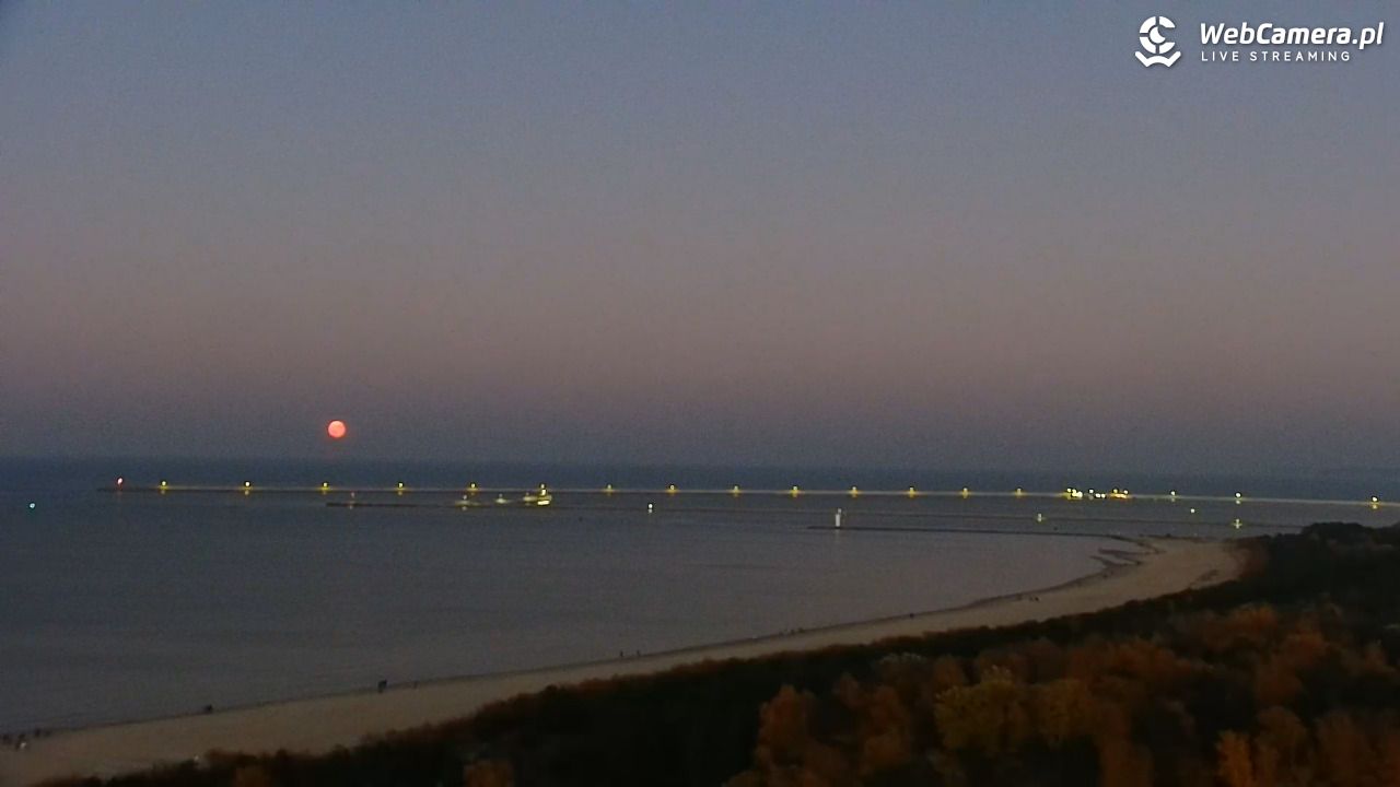 ŚWINOUJŚCIE - widok na plaże i morze - 07 listopad 2025, 16:59
