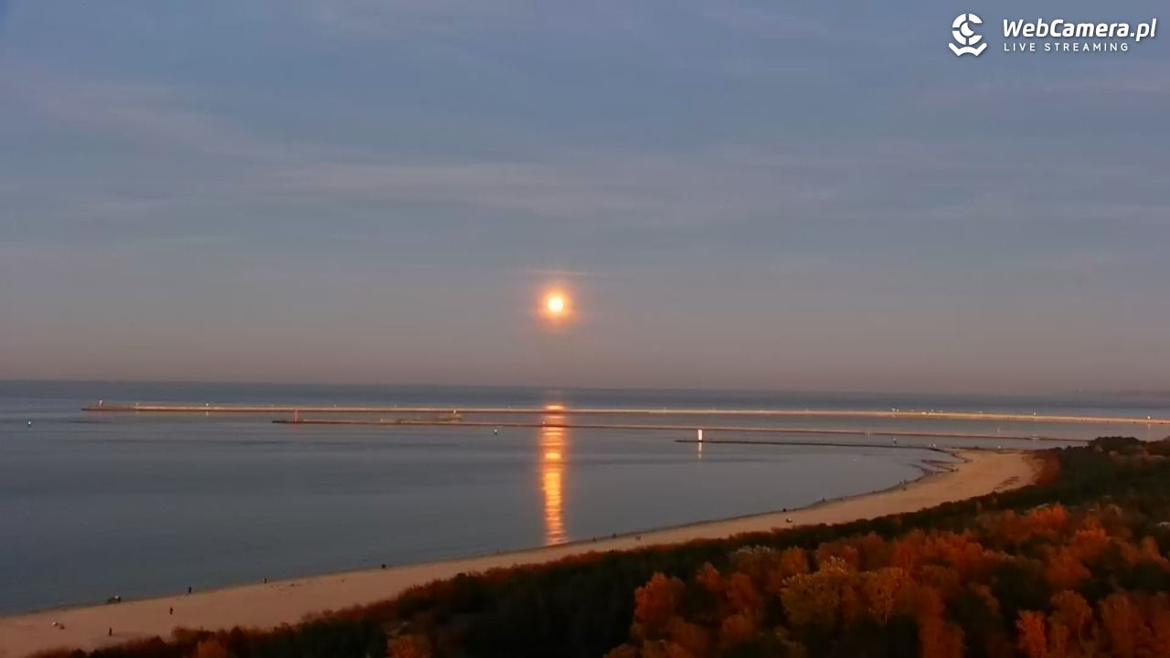 ŚWINOUJŚCIE - widok na plaże i morze - 06 listopad 2025, 16:43