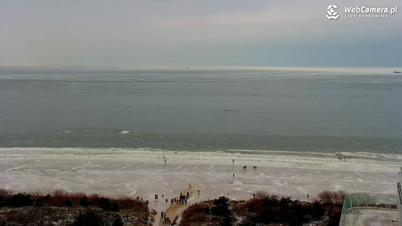 ŚWINOUJŚCIE - widok na plaże i morze - 08 luty 2026, 14:08