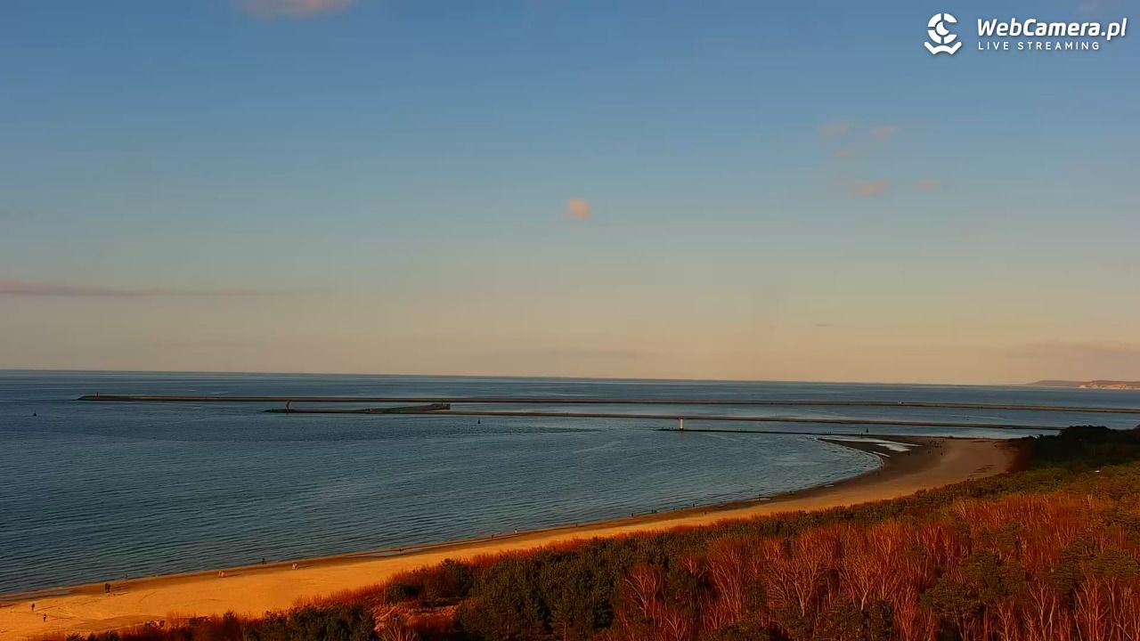 ŚWINOUJŚCIE - widok na plaże i morze - 29 marzec 2026, 17:59