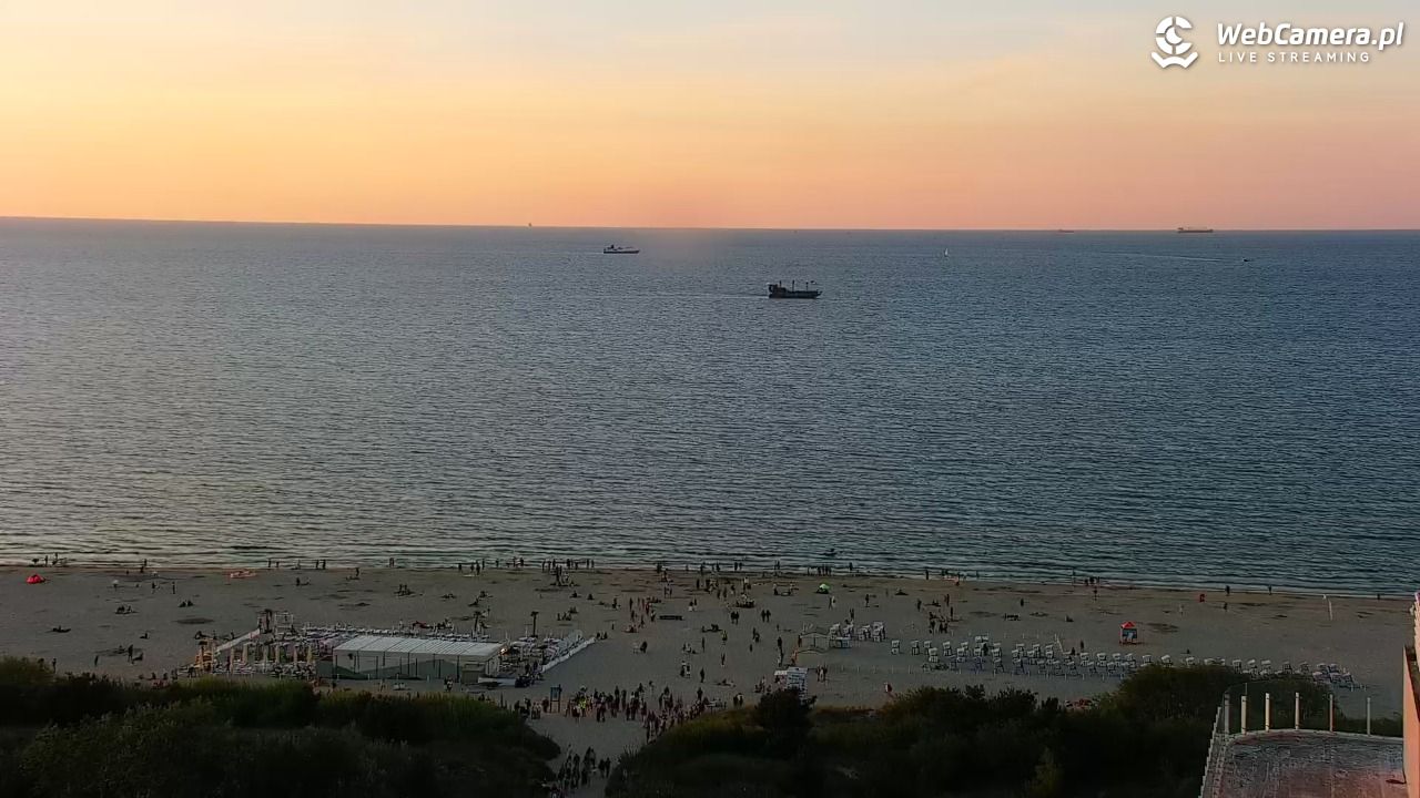 ŚWINOUJŚCIE - widok na plaże i morze - 12 sierpień 2026, 20:23