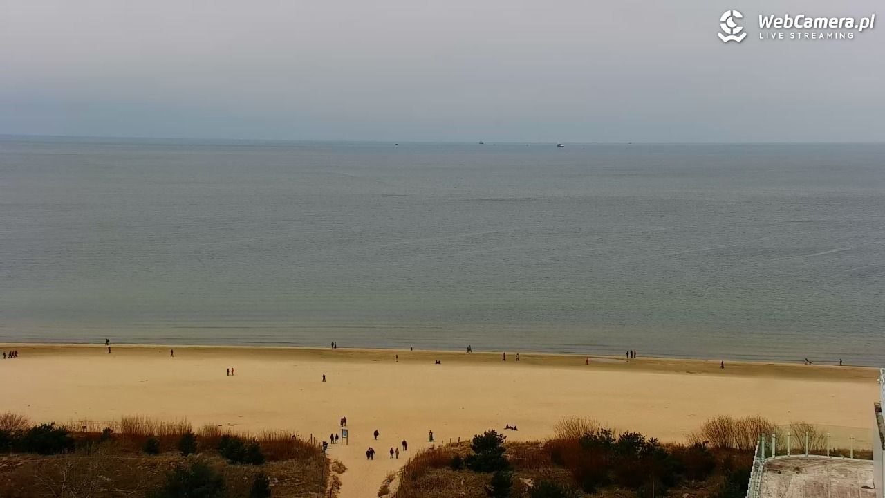 ŚWINOUJŚCIE - widok na plaże i morze - 28 marzec 2026, 14:11