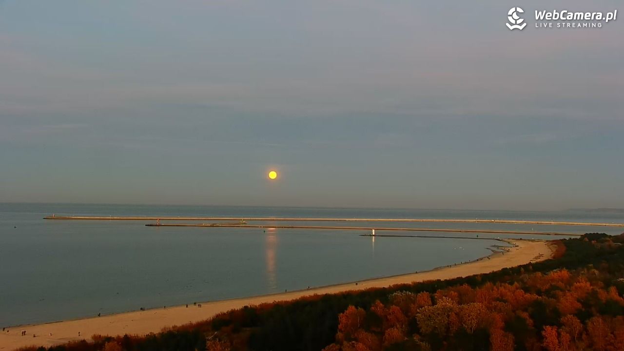 ŚWINOUJŚCIE - widok na plaże i morze - 06 listopad 2025, 16:34