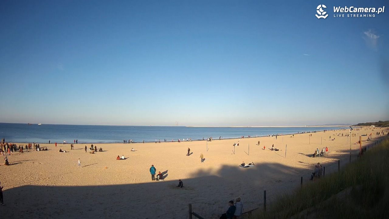 ŚWINOUJŚCIE - widok na plażę - 16 październik 2026, 14:13