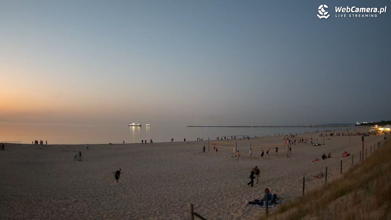 ŚWINOUJŚCIE - widok na plażę - 23 maj 2026, 21:52