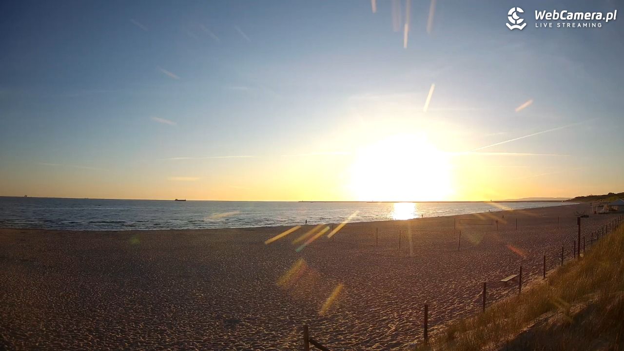 ŚWINOUJŚCIE - widok na plażę - 25 maj 2026, 05:27