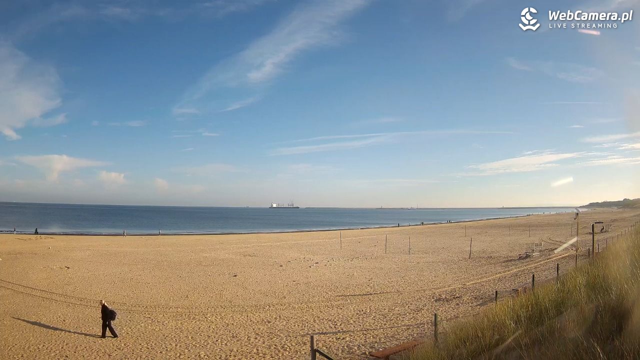 ŚWINOUJŚCIE - widok na plażę - 16 październik 2026, 07:40