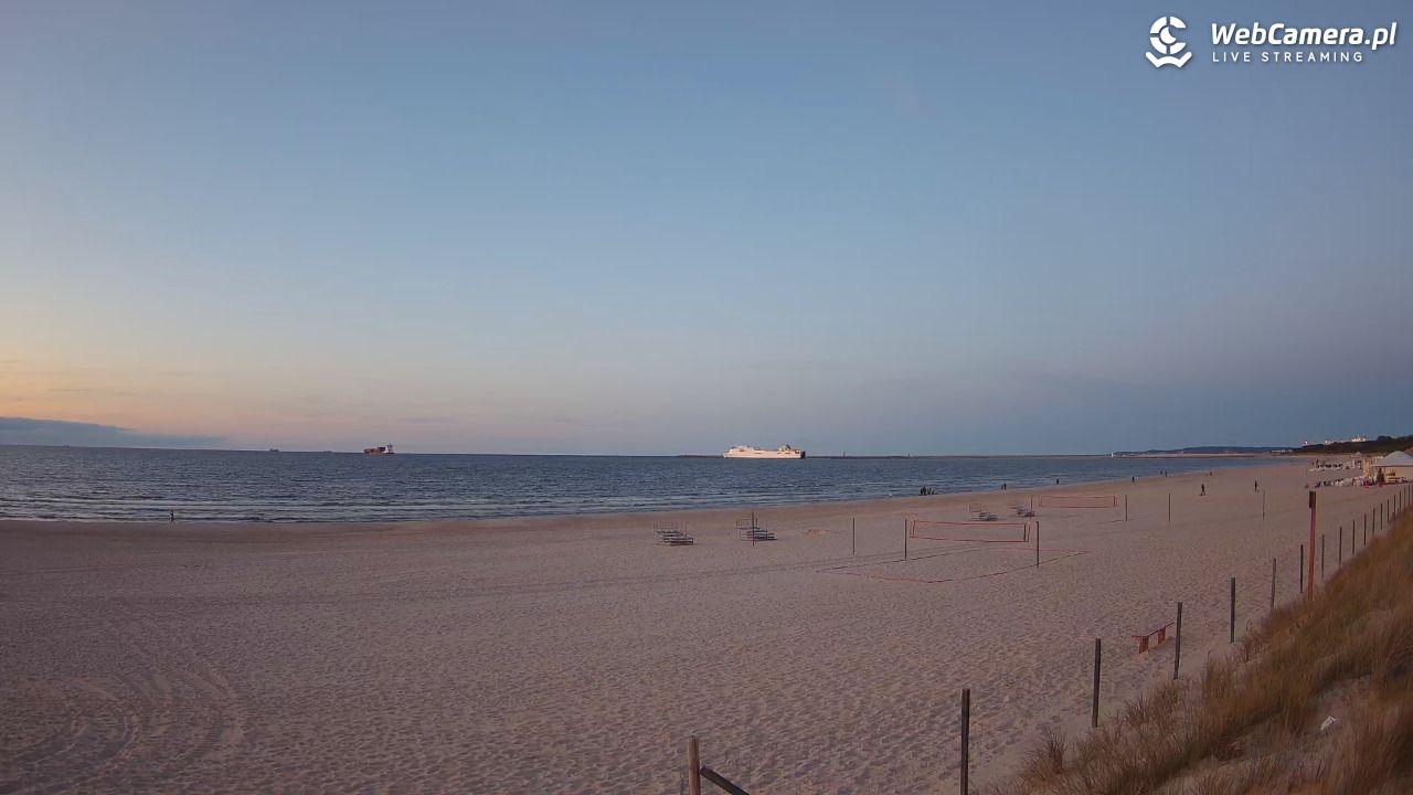 ŚWINOUJŚCIE - widok na plażę - 07 maj 2025, 20:53