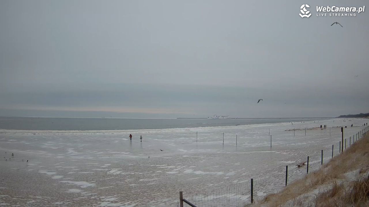 ŚWINOUJŚCIE - widok na plażę - 07 luty 2026, 16:31