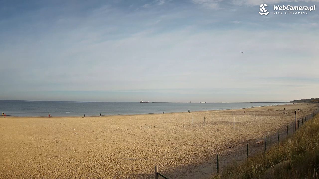 ŚWINOUJŚCIE - widok na plażę - 01 listopad 2025, 09:15