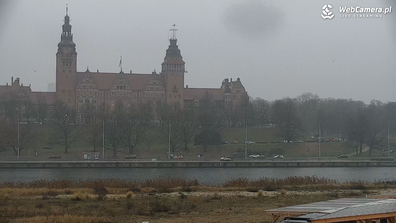 Widok na Bulwary Szczecińskie - 05 grudzień 2025, 08:32