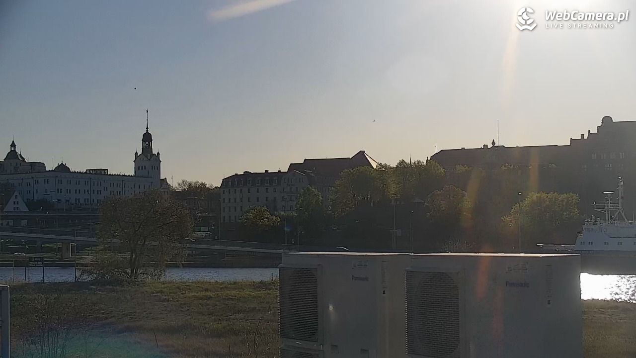 Widok na Bulwary Szczecińskie - 28 kwiecień 2026, 18:40