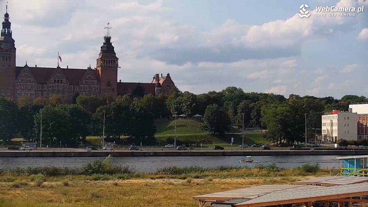 Widok na Bulwary Szczecińskie - 05 sierpień 2026, 17:12