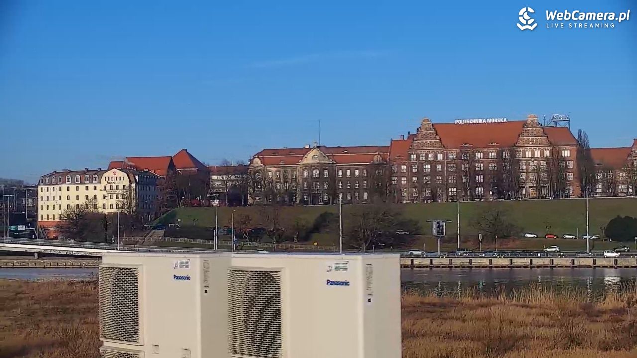 Widok na Bulwary Szczecińskie - 18 marzec 2026, 07:31