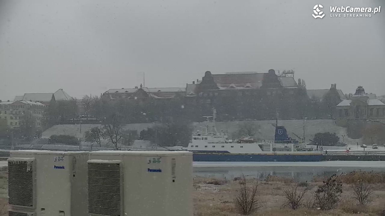 Widok na Bulwary Szczecińskie - 26 styczeń 2026, 10:09