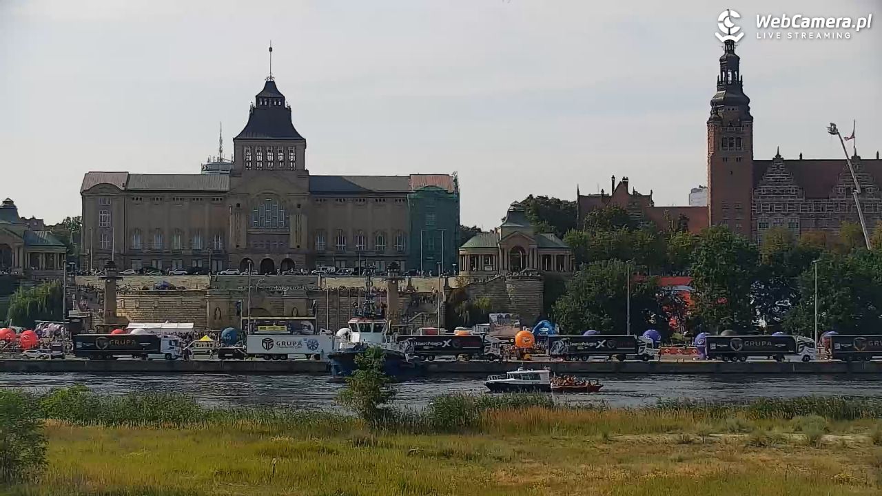 Widok na Bulwary Szczecińskie - 04 sierpień 2026, 16:05