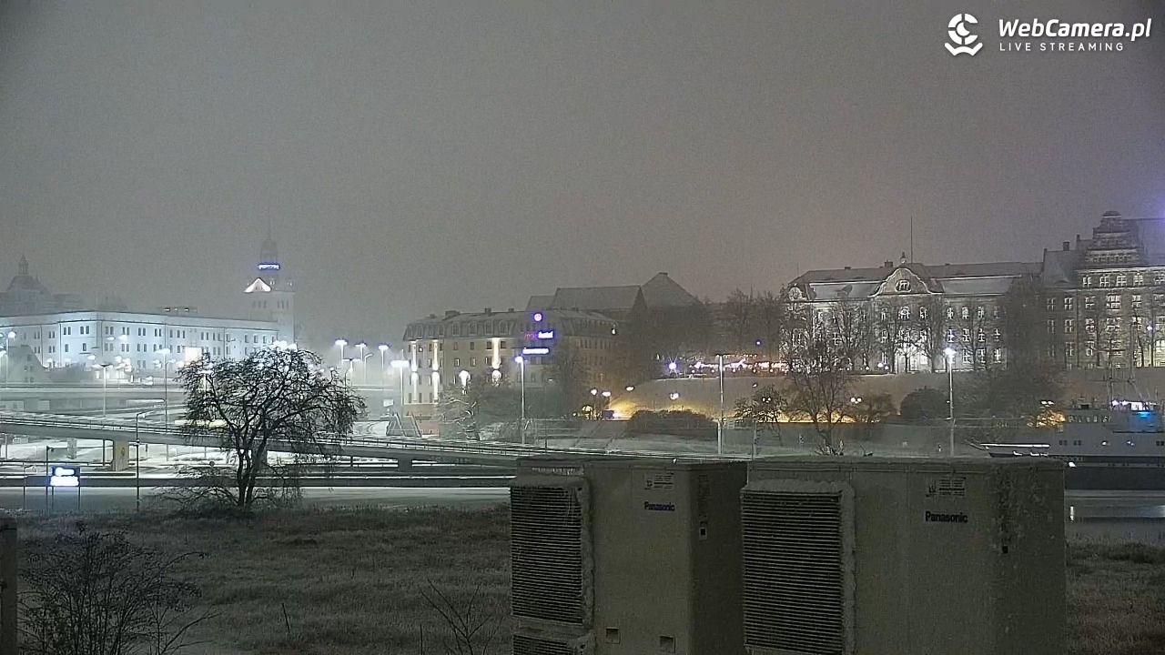 Widok na Bulwary Szczecińskie - 26 styczeń 2026, 20:59