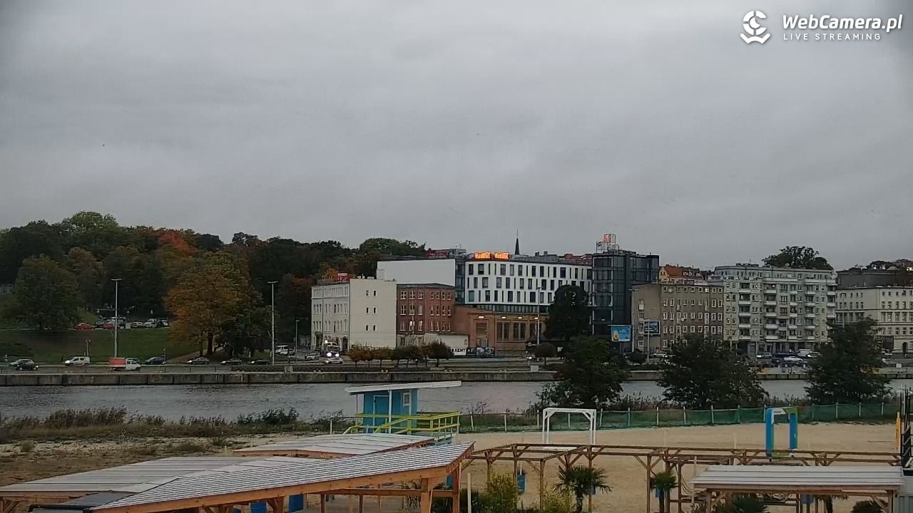 Widok na Bulwary Szczecińskie - 17 październik 2025, 07:26