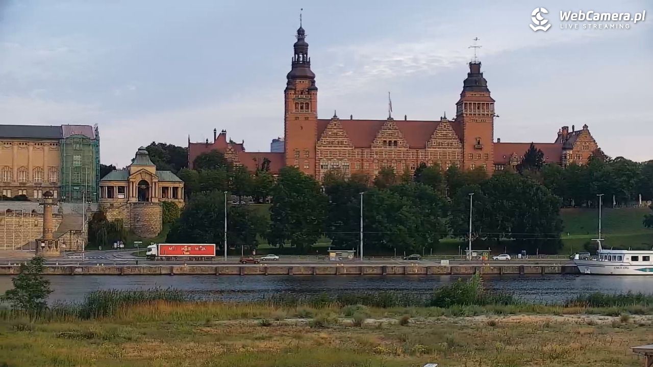 Widok na Bulwary Szczecińskie - 29 lipiec 2026, 05:41