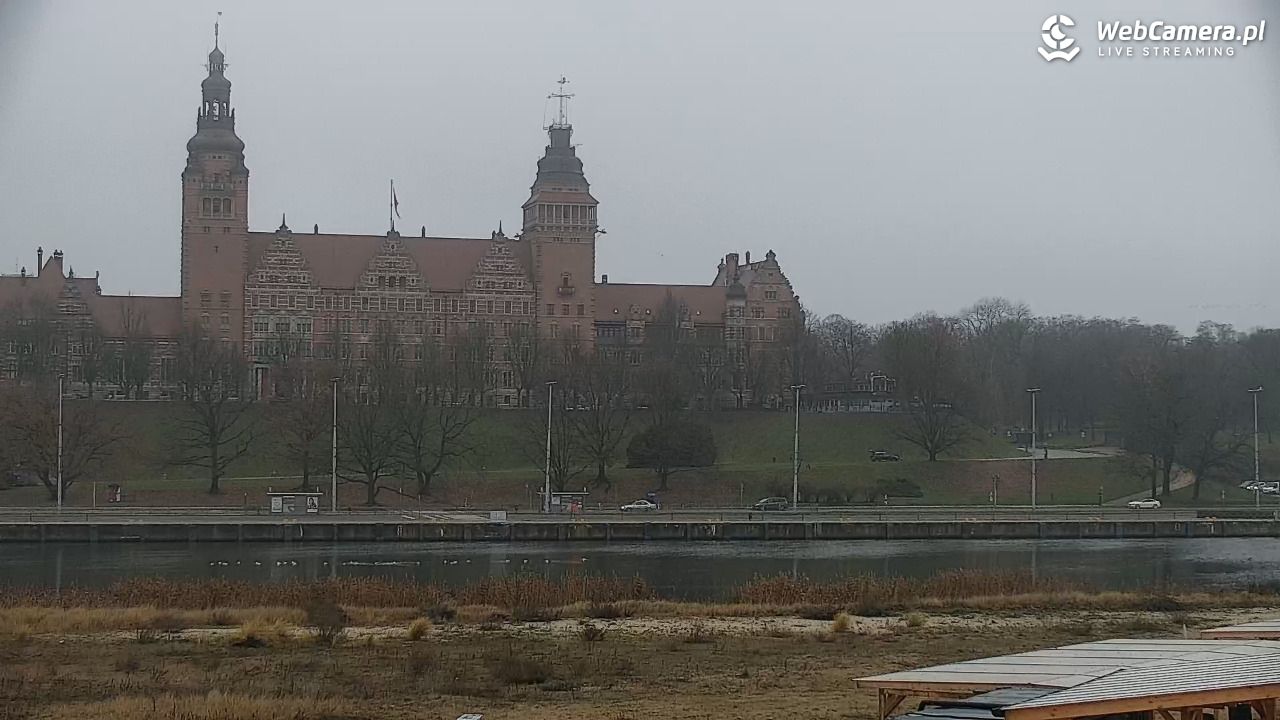 Widok na Bulwary Szczecińskie - 06 grudzień 2025, 08:22