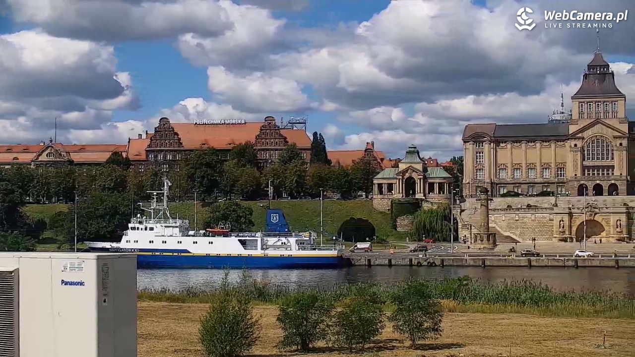 Widok na Bulwary Szczecińskie - 08 sierpień 2026, 12:02