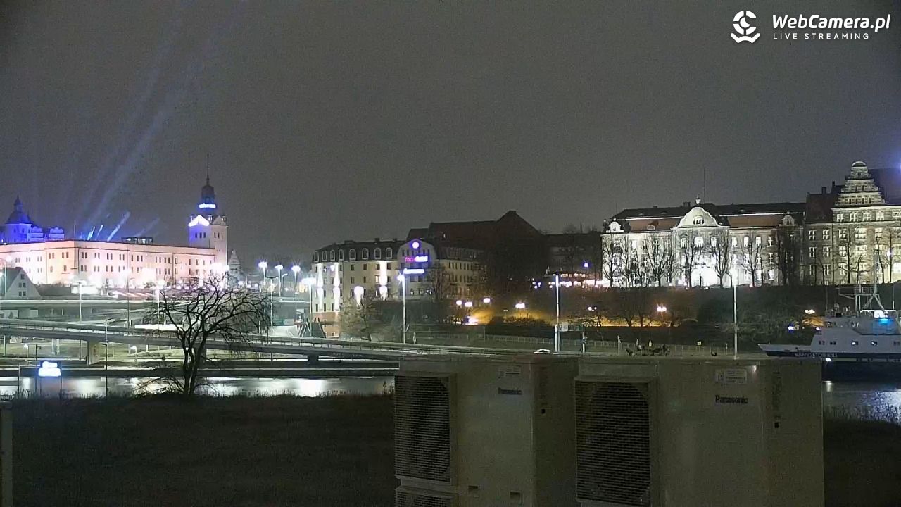 Widok na Bulwary Szczecińskie - 25 styczeń 2026, 20:07