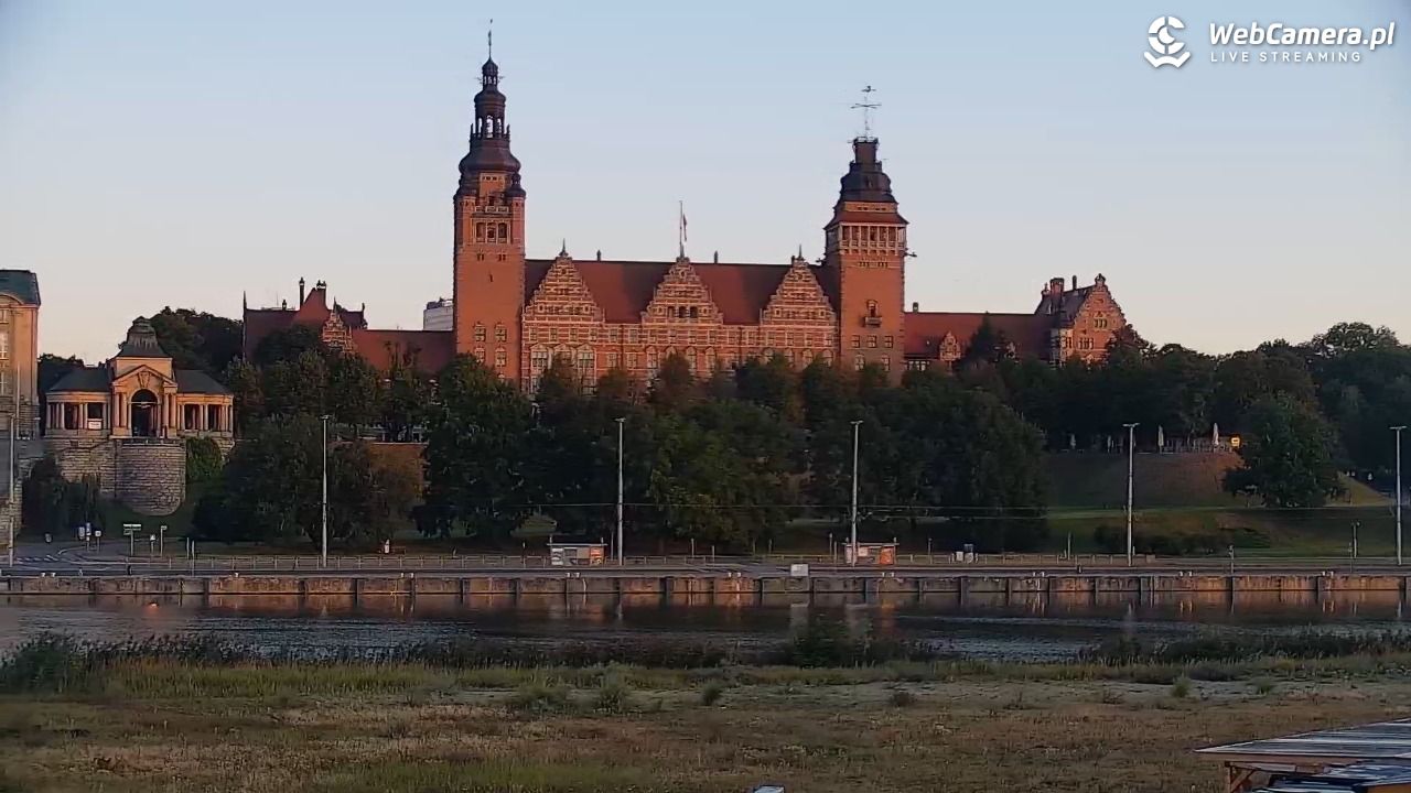 Widok na Bulwary Szczecińskie - 24 sierpień 2025, 06:11