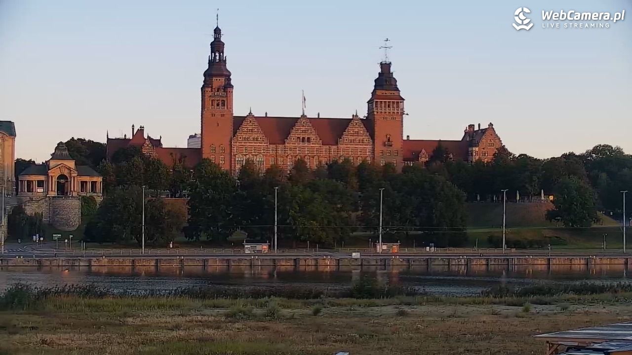 Widok na Bulwary Szczecińskie - 24 sierpień 2025, 06:11