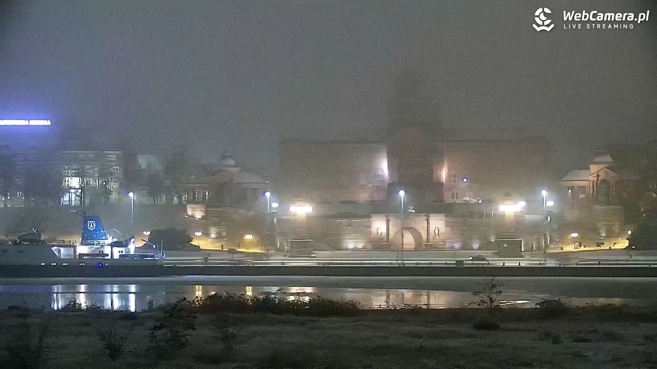 Widok na Bulwary Szczecińskie - 26 styczeń 2026, 22:23