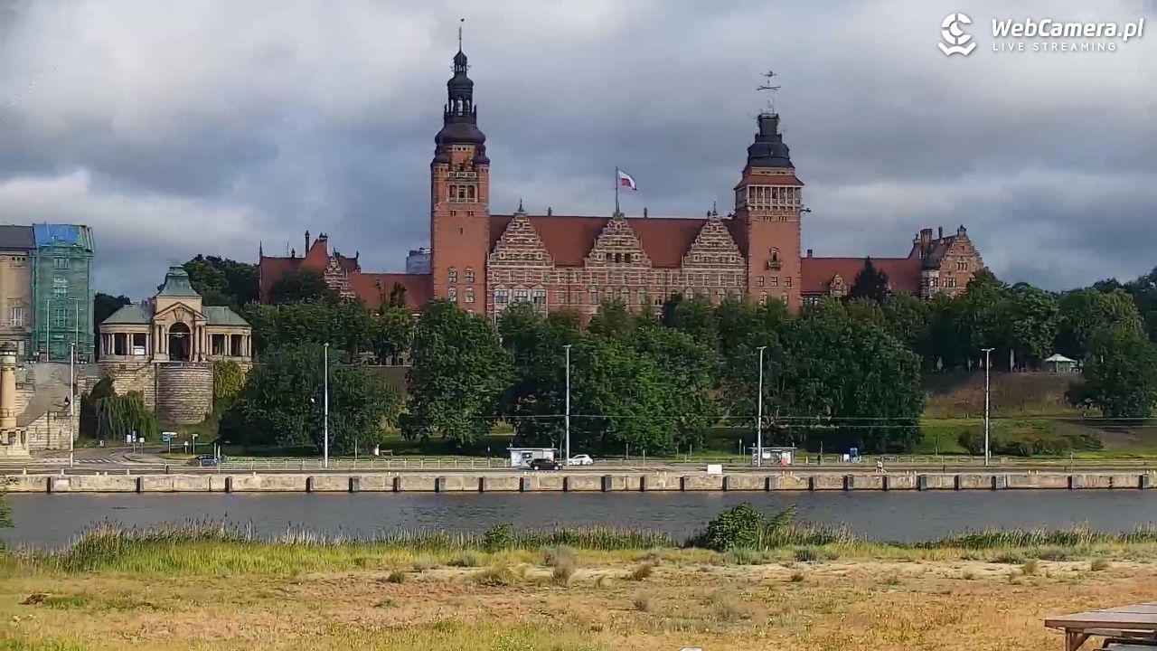 Widok na Bulwary Szczecińskie - 14 czerwiec 2026, 07:43