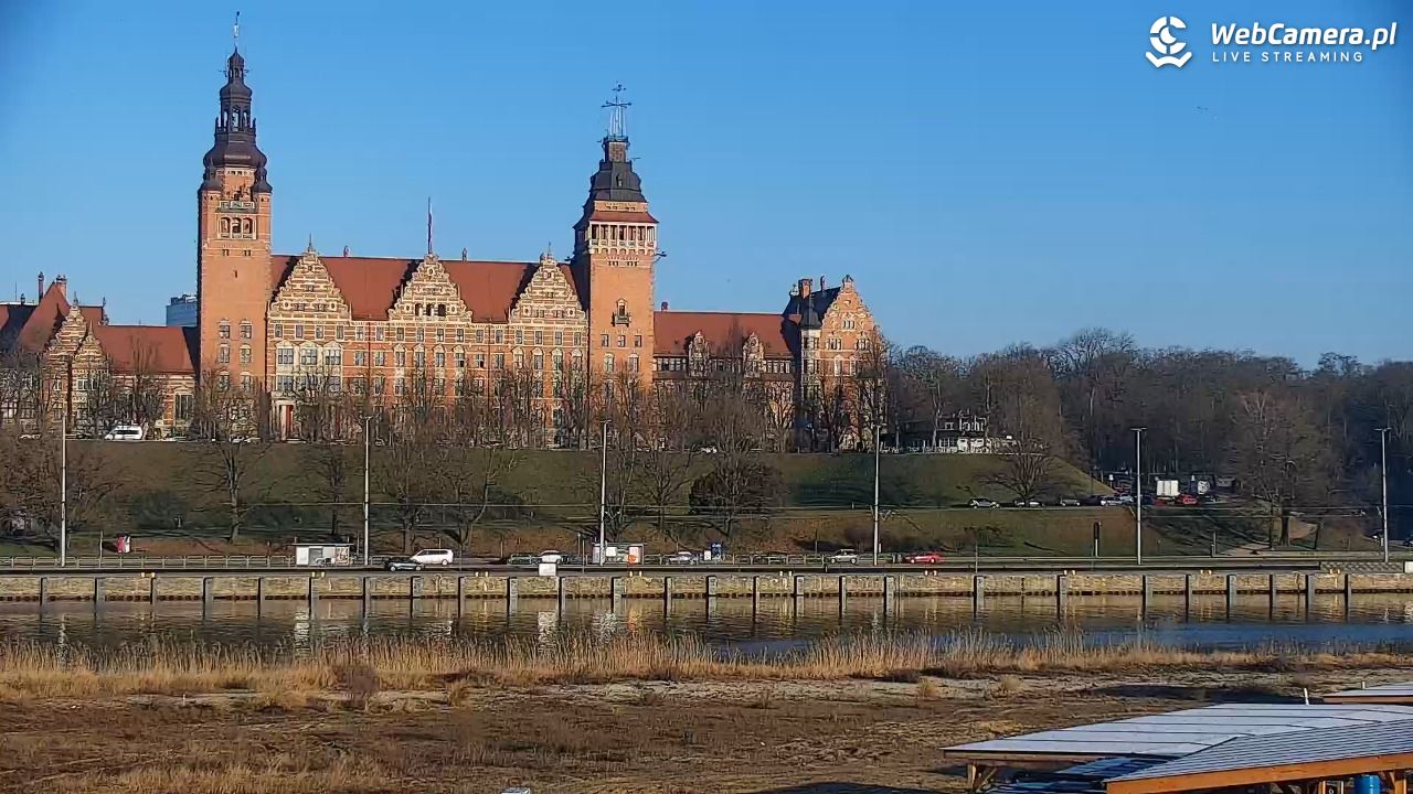 Widok na Bulwary Szczecińskie - 18 marzec 2026, 07:33