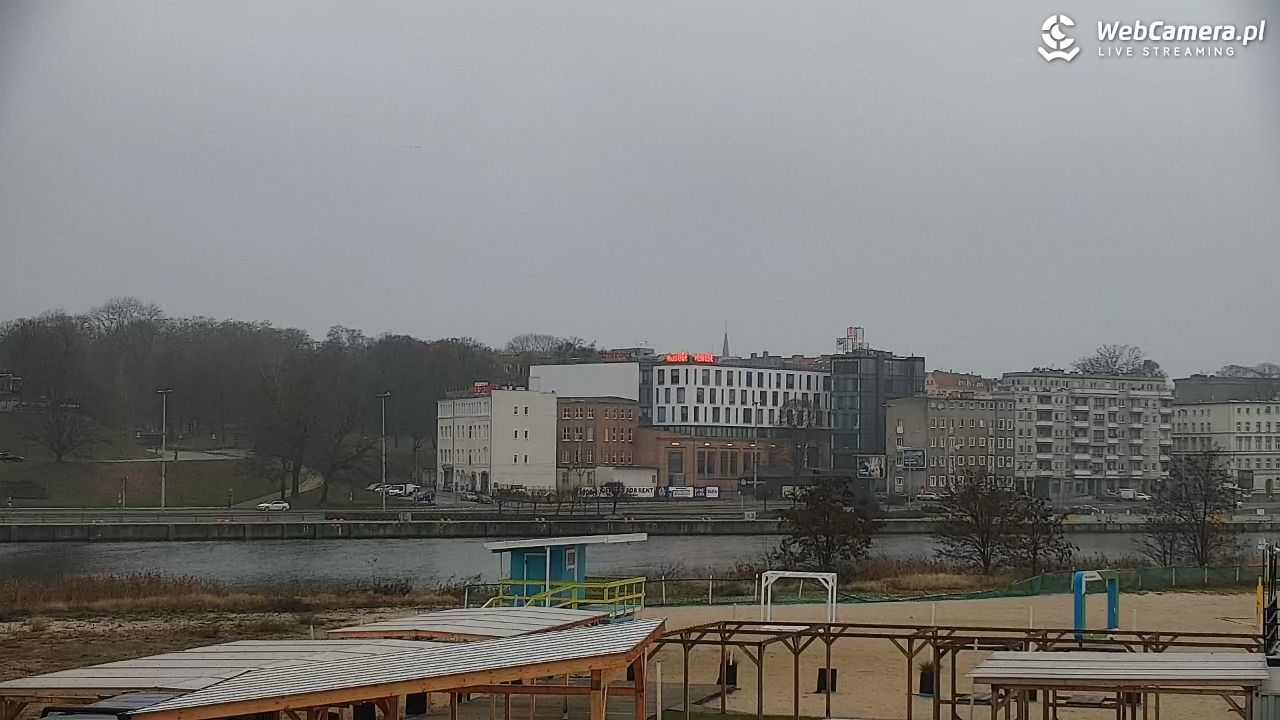 Widok na Bulwary Szczecińskie - 06 grudzień 2025, 08:15