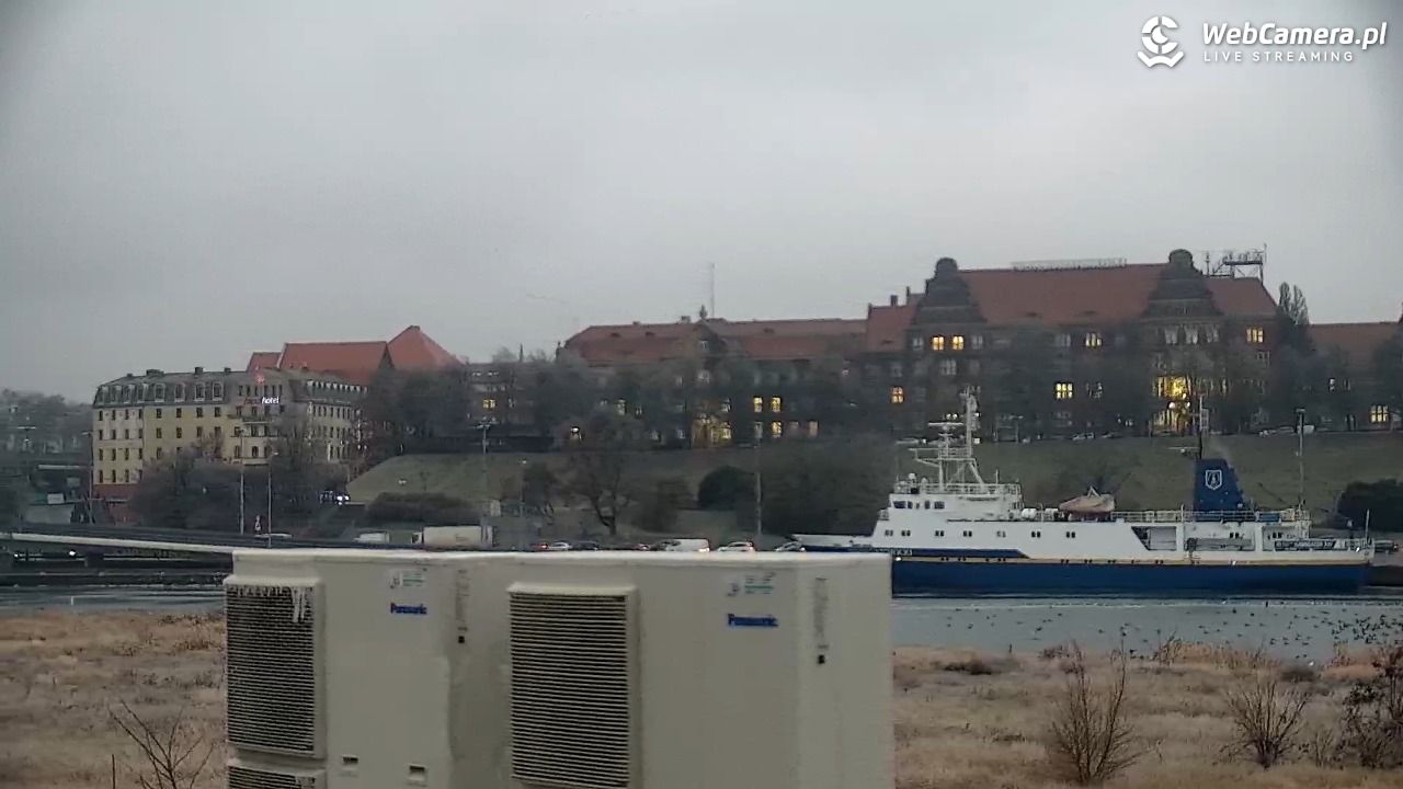 Widok na Bulwary Szczecińskie - 26 styczeń 2026, 08:14