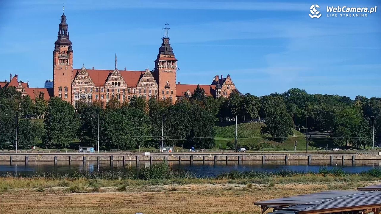 Widok na Bulwary Szczecińskie - 08 sierpień 2026, 08:35