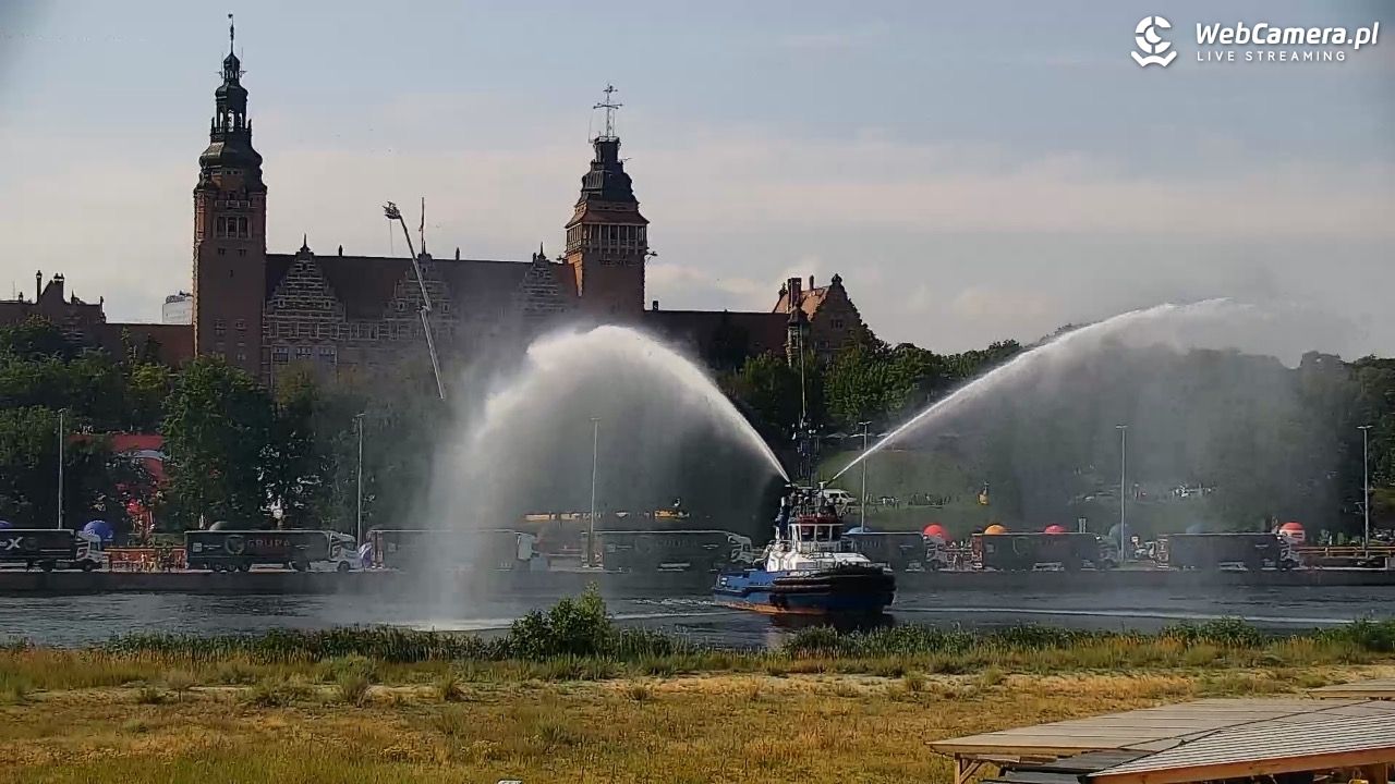 Widok na Bulwary Szczecińskie - 04 sierpień 2026, 16:32
