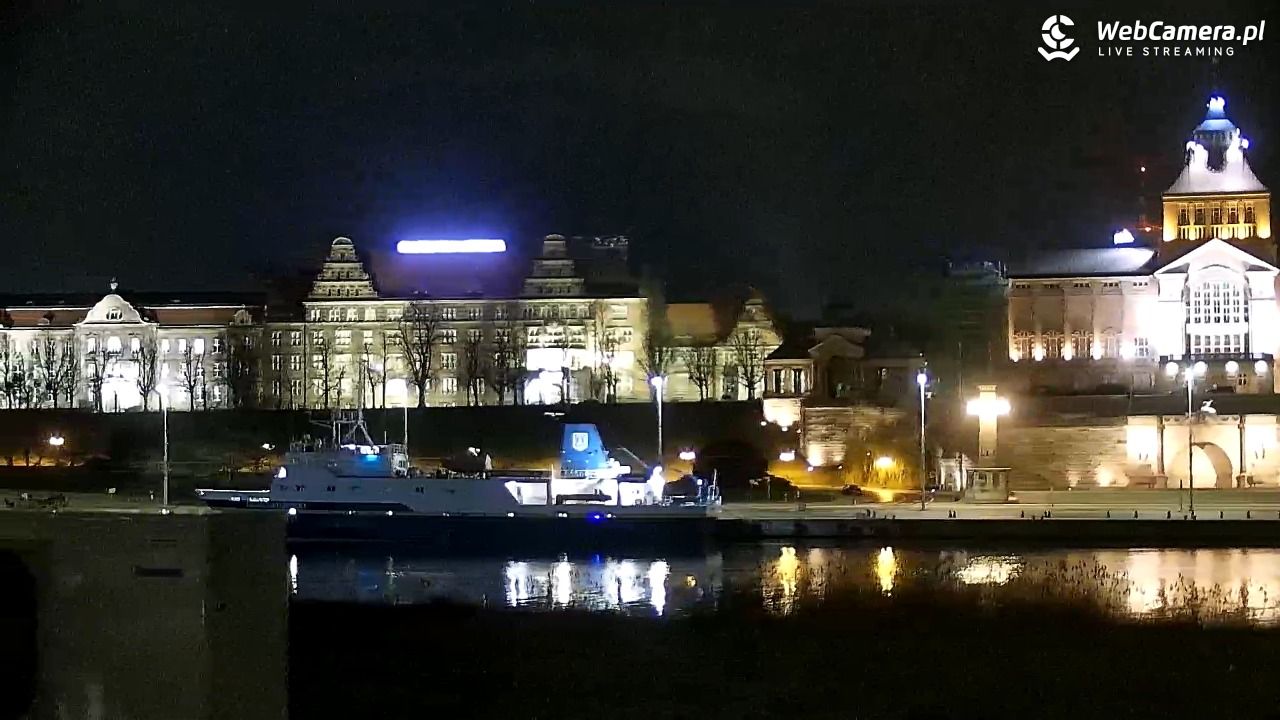 Widok na Bulwary Szczecińskie - 15 marzec 2026, 23:20