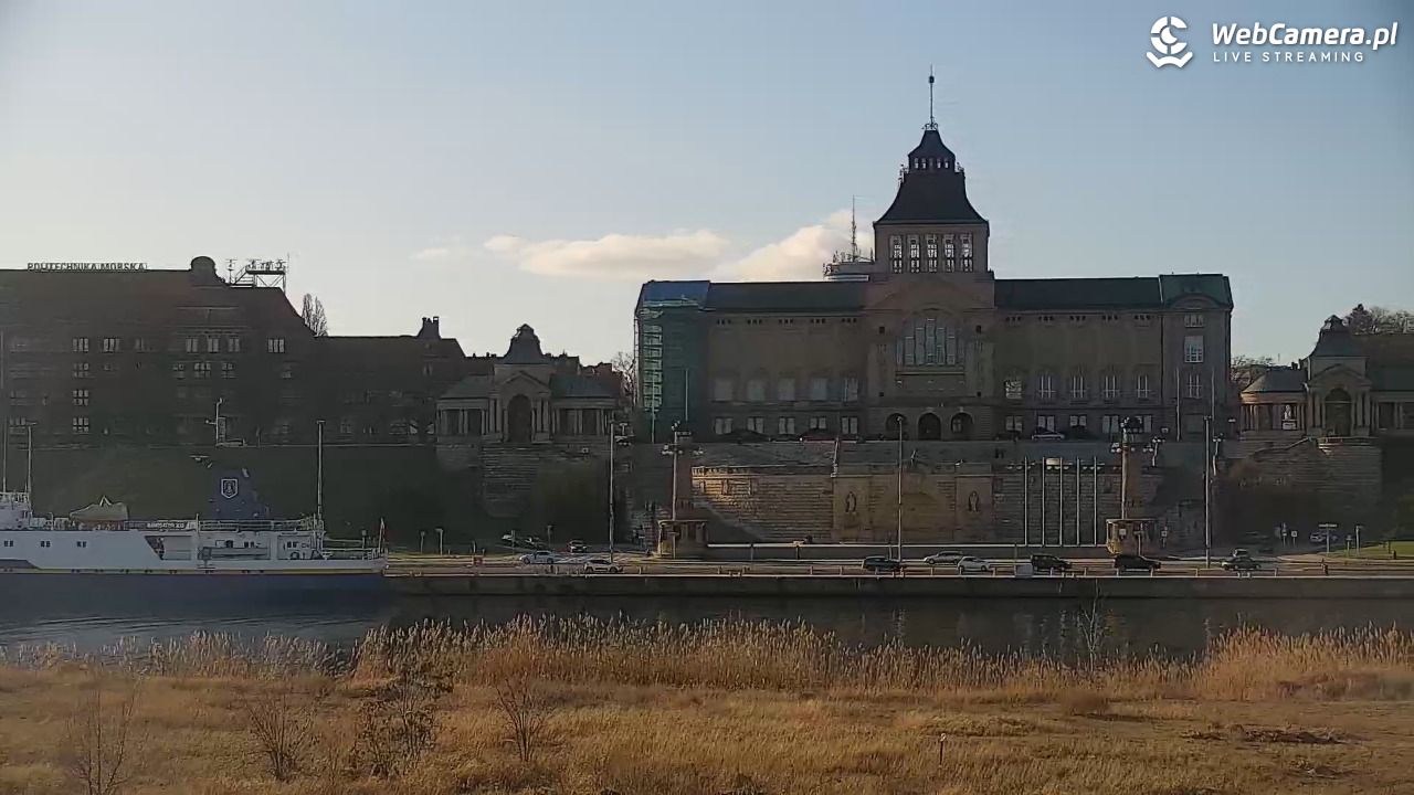 Widok na Bulwary Szczecińskie - 17 marzec 2026, 16:05