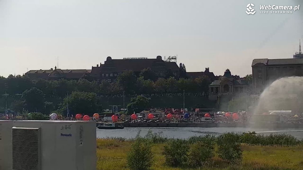 Widok na Bulwary Szczecińskie - 04 sierpień 2026, 16:28