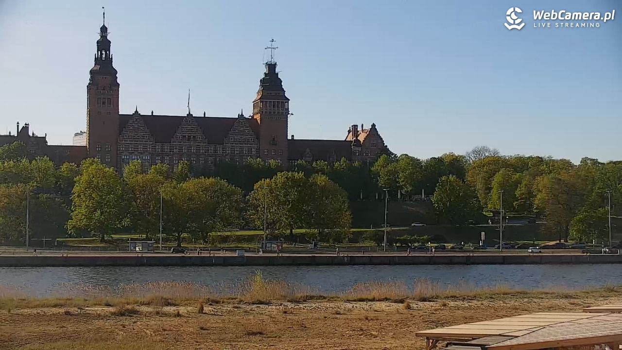 Widok na Bulwary Szczecińskie - 01 maj 2026, 18:01
