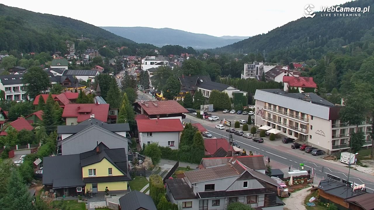 Szczyrk - widok na miasto - 10 lipiec 2026, 20:40