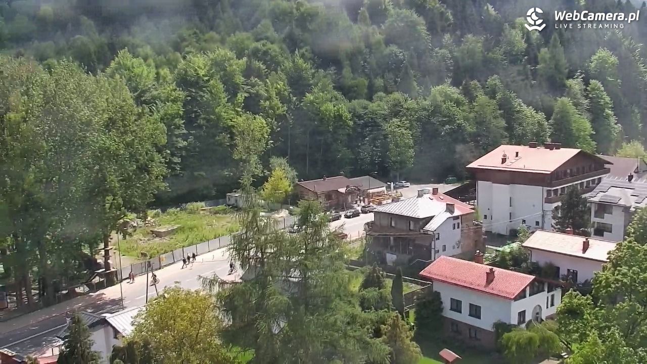 Szczyrk - widok na miasto - 16 maj 2025, 13:30